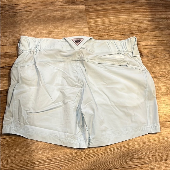 Columbia Blue Cargo Shorts Lightweight Summer Essential - Picture 5 of 5